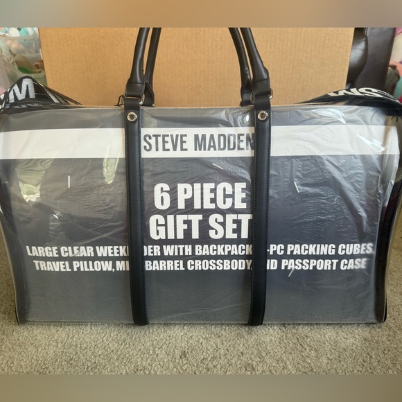 🚫SOLD🚫 Steve Madden 6pc Travel Bundle Gift Set - Picture 3 of 16